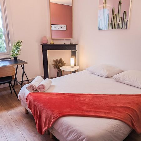 Le Cocon Bleu - Appartement Calme - Parking Gratuit - Fibre Arras Buitenkant foto